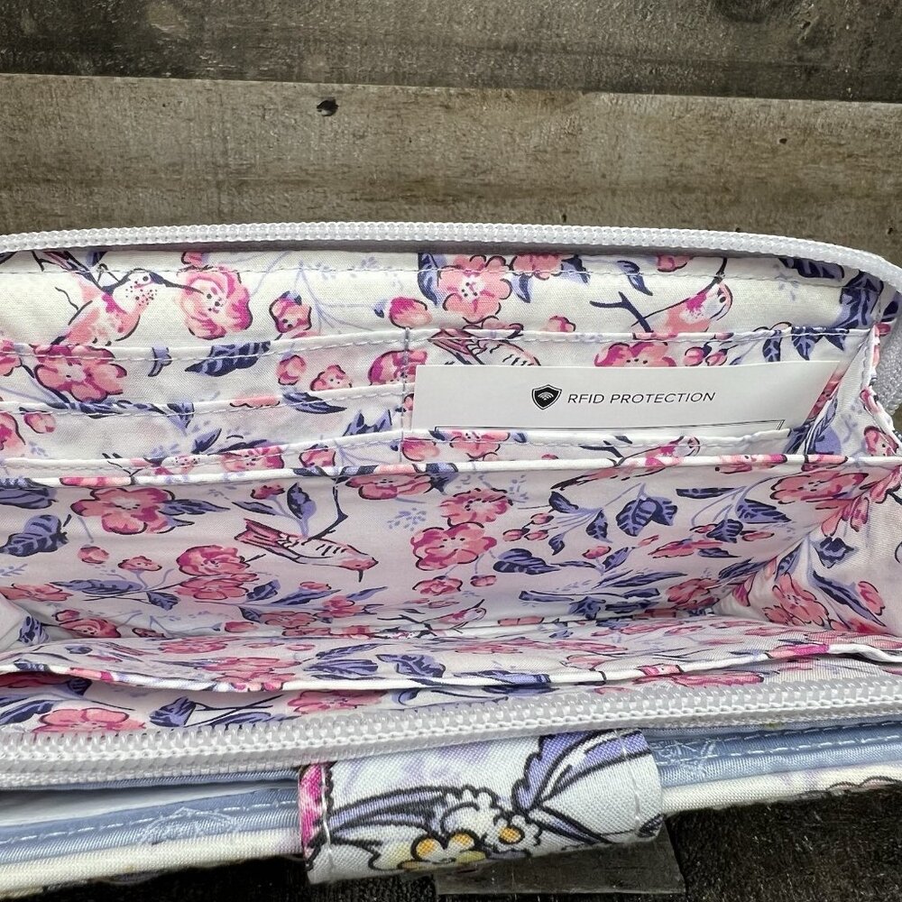 VERA BRADLEY TURNLOCK ZIP AROUND WALLET,HUMMINGBIRD PARK Brand New with Tags - Picture 8 of 13